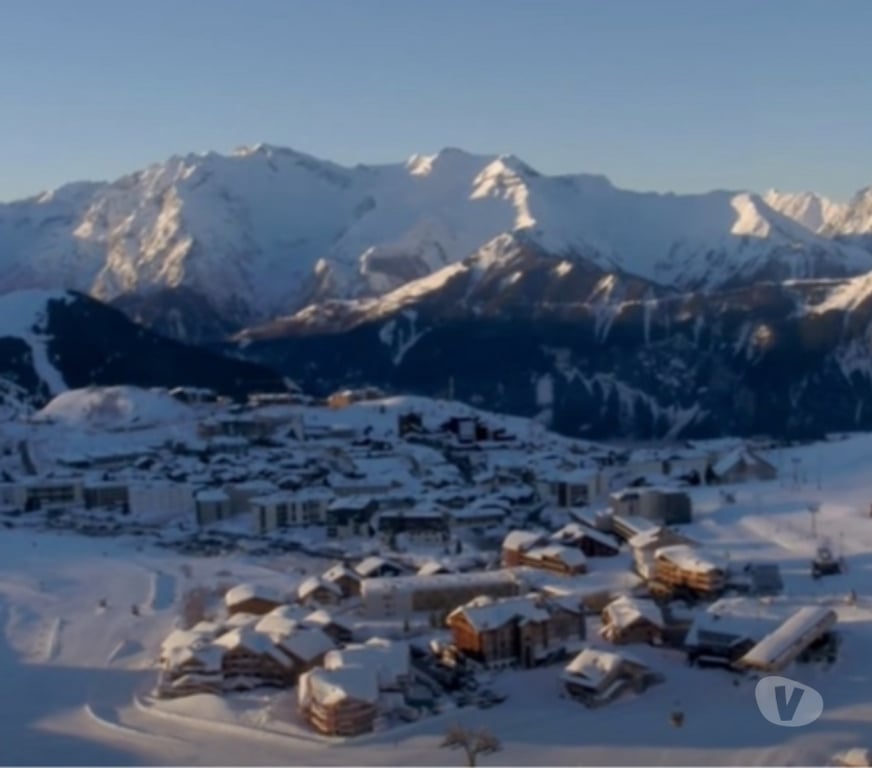 location saisonniere Isère L'Alpe d'Huez - 38750 - Photos Vivastreet LOCATION à alpe d'Huez