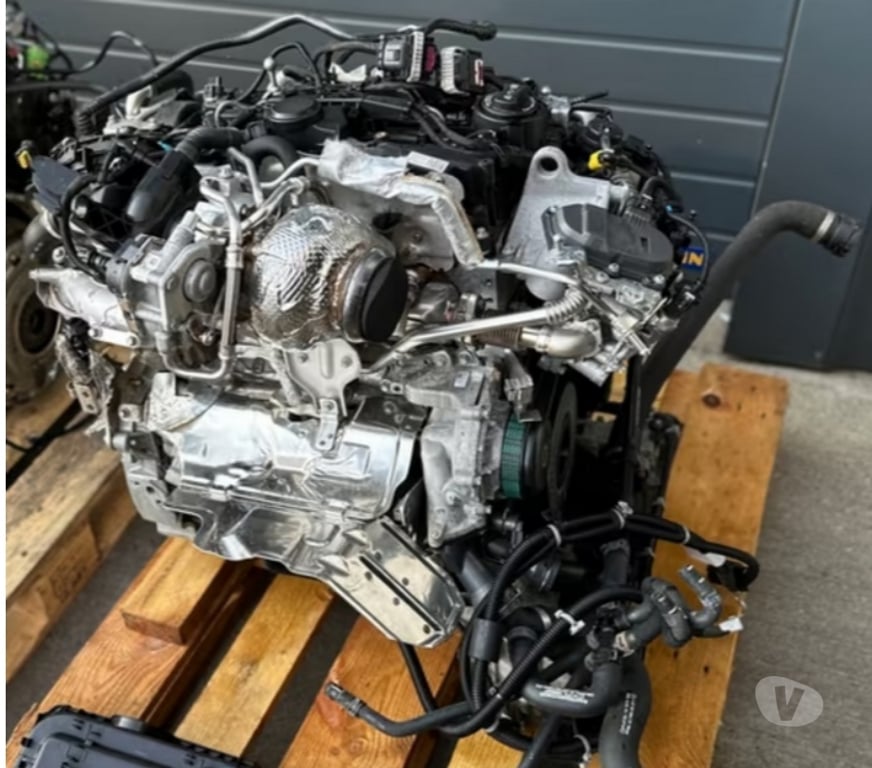 Pièces et services auto Paris Paris 1er ardt - 75001 - Photos Vivastreet Moteur Mercedes-Benz 2.0D code : 654.920 complet, garantie