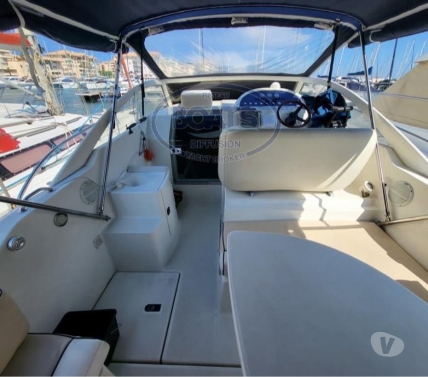 Bateaux à moteur Alpes-Maritimes St Laurent du Var - 06700 - Photos Vivastreet Bateau Beneteau Flyer Viva 920