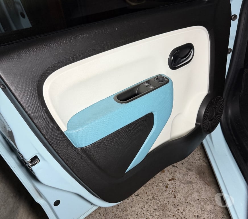 Voiture d'occasion Oise Chantilly - 60500 - Photos Vivastreet Renault twingo 3 intens