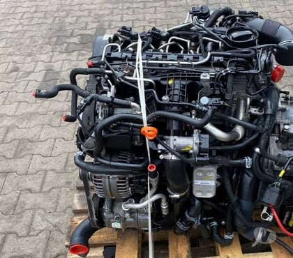 Photos Vivastreet Moteur VOLKSWAGEN 1.6 TDI code : CAY CAYA complet, garantie