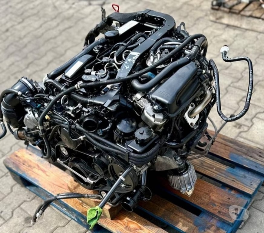 Pièces et services auto Paris Paris 1er ardt - 75001 - Photos Vivastreet Moteur Mercedes-Benz 2.2 CDI code: 651.911 complet, garantie