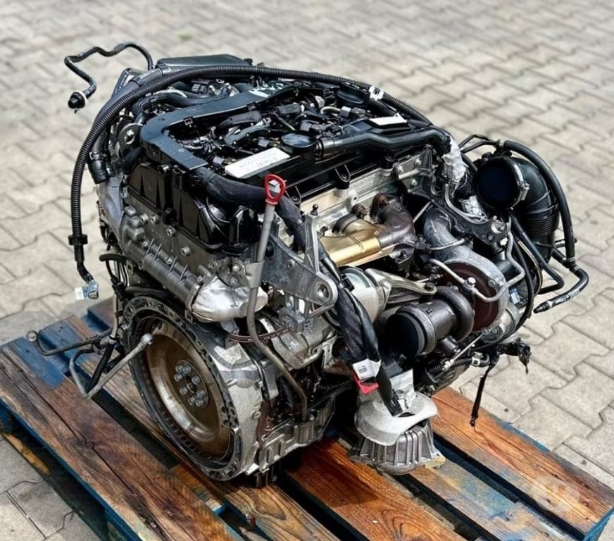 Pièces et services auto Paris Paris 1er ardt - 75001 - Photos Vivastreet Moteur Mercedes-Benz 2.2 CDI code: 651.911 complet, garantie