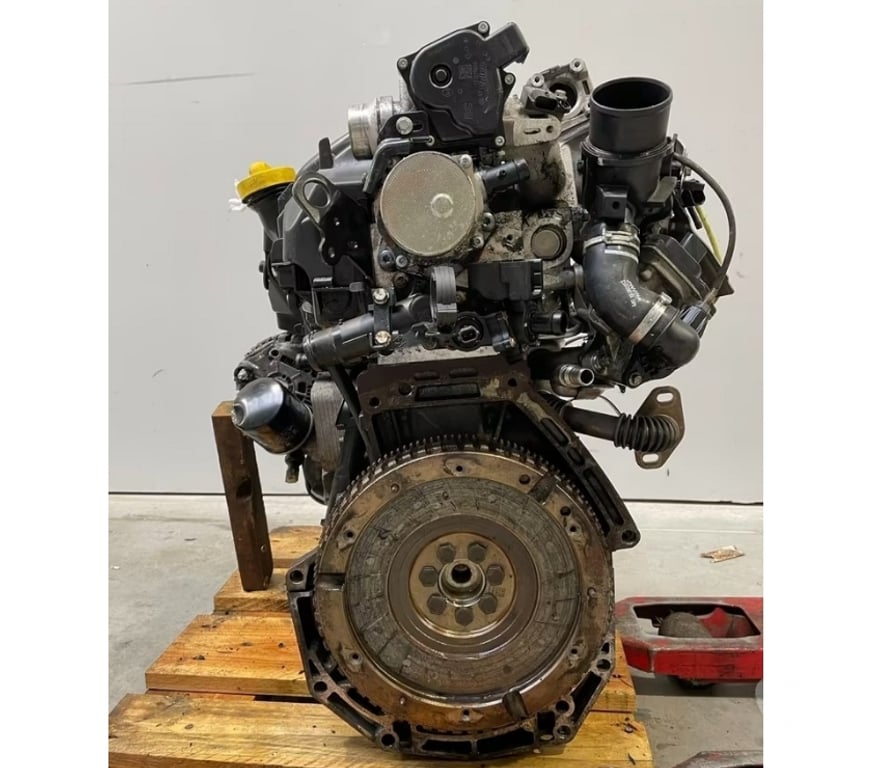 Pièces et services auto Paris Paris 1er ardt - 75001 - Photos Vivastreet Moteur Renault 1.5 DCI code : K9K636 complet, garantie