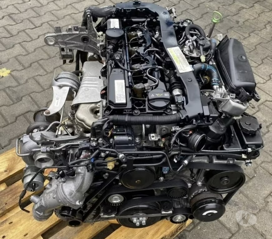 Pièces et services auto Paris Paris 1er ardt - 75001 - Photos Vivastreet Moteur MERCEDES-BENZ 2.2CDI code : 651.924 complet, garantie