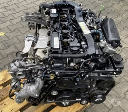 Photos Vivastreet Moteur MERCEDES-BENZ 2.2CDI code : 651.924 complet, garantie