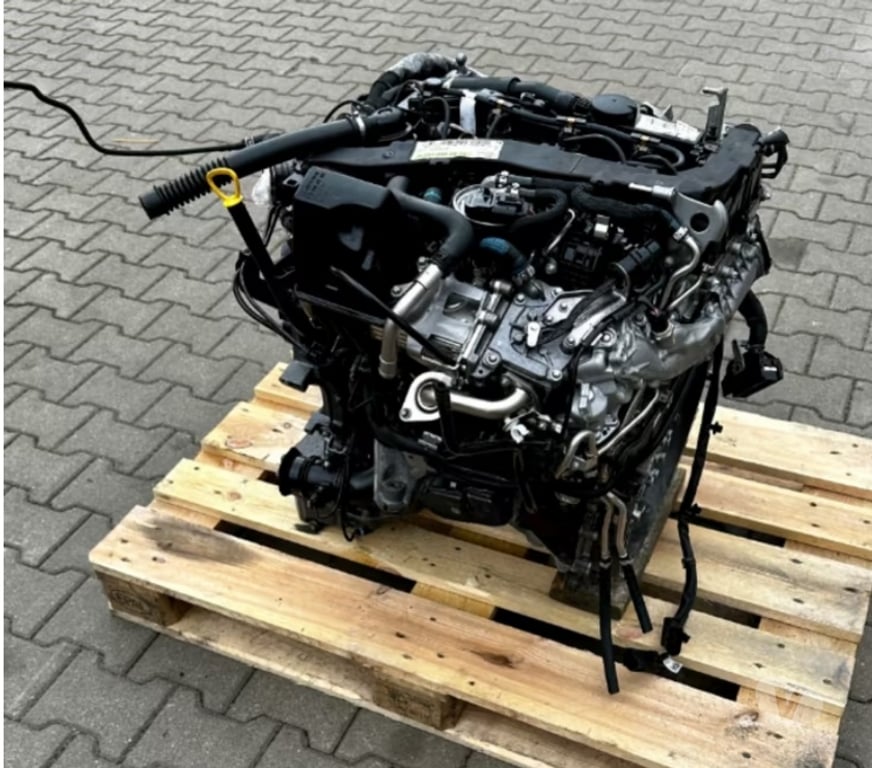 Pièces et services auto Paris Paris 1er ardt - 75001 - Photos Vivastreet Moteur Mercedes-Benz 2.2 CDI code: 651.950 complet, garantie