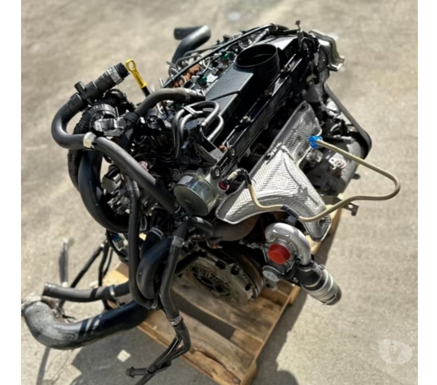 Pièces et services auto Meuse Clermont en Argonne - Photos Vivastreet Moteur CITROEN 2.2HDI code : 4HG P22DTE complet, garantie