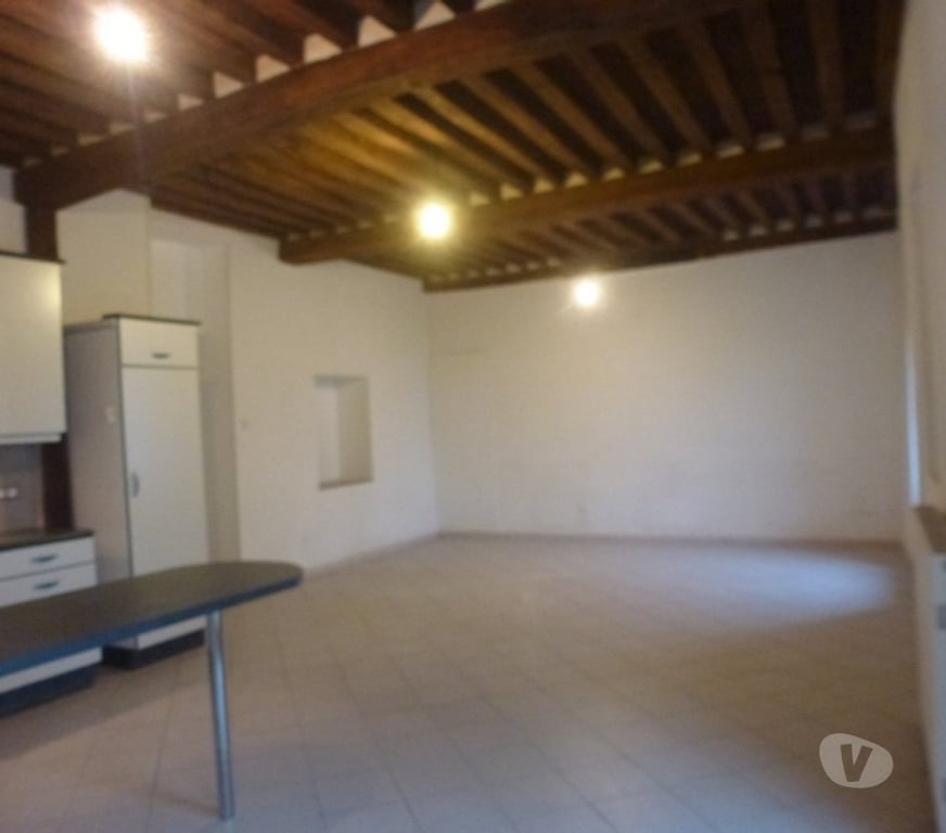Location appartement Côte-d'Or Bligny les Beaune - 21200 - Photos Vivastreet A Louer - T3 de charme 75 m²