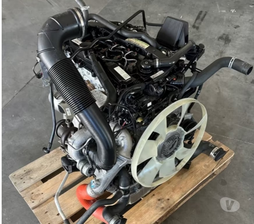 Pièces et services auto Paris Paris 1er ardt - 75001 - Photos Vivastreet Moteur Mercedes-Benz 2.2 CDI code: 651958 complet, garantie