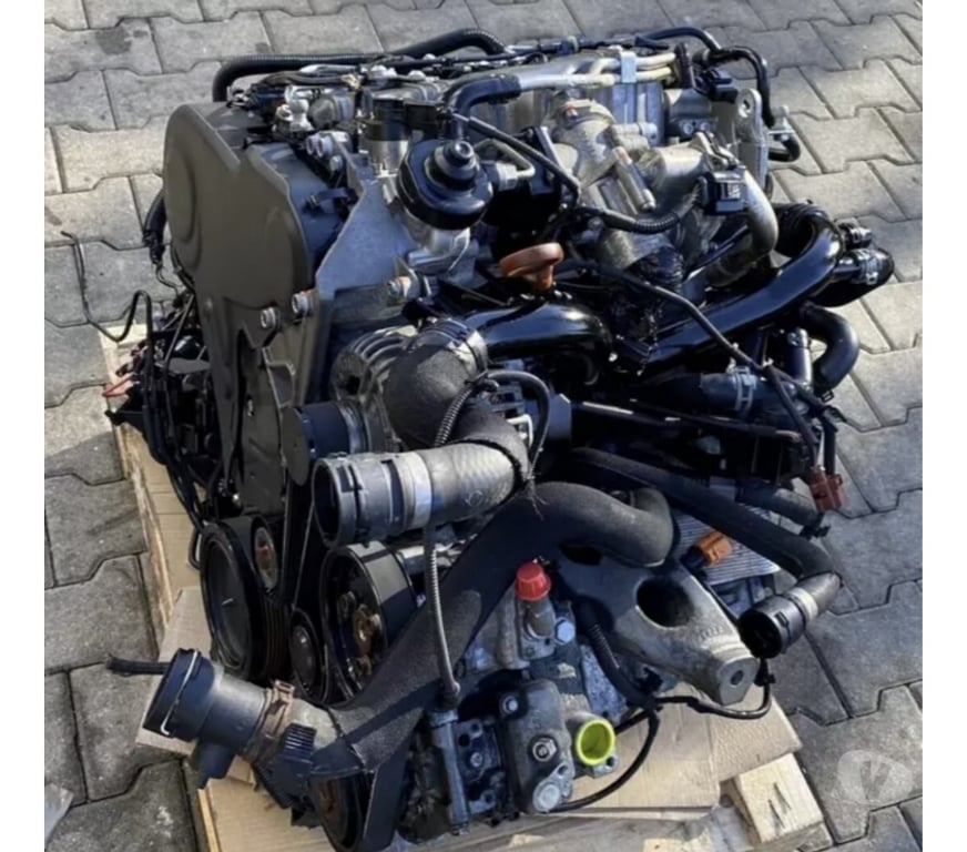 Pièces et services auto Paris Paris 1er ardt - 75001 - Photos Vivastreet Moteur AUDI 2.0 TDI code: CAG CAGA CAGB complet, garantie