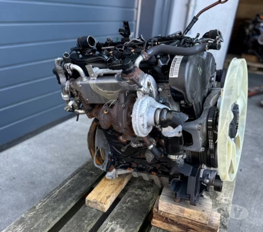 Pièces et services auto Paris Paris 1er ardt - 75001 - Photos Vivastreet Moteur VOLKSWAGEN 2.0 TDI code: CKT CKTB complet, garantie