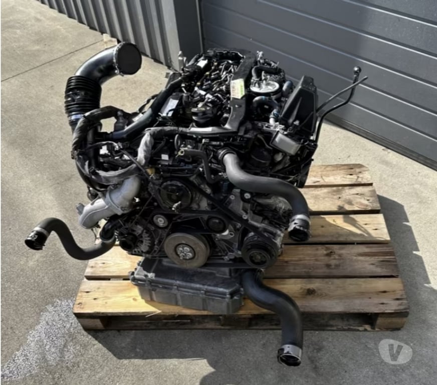 Pièces et services auto Paris Paris 1er ardt - 75001 - Photos Vivastreet Moteur Mercedes-Benz 2.2 CDI code: 651.940 complet, garantie