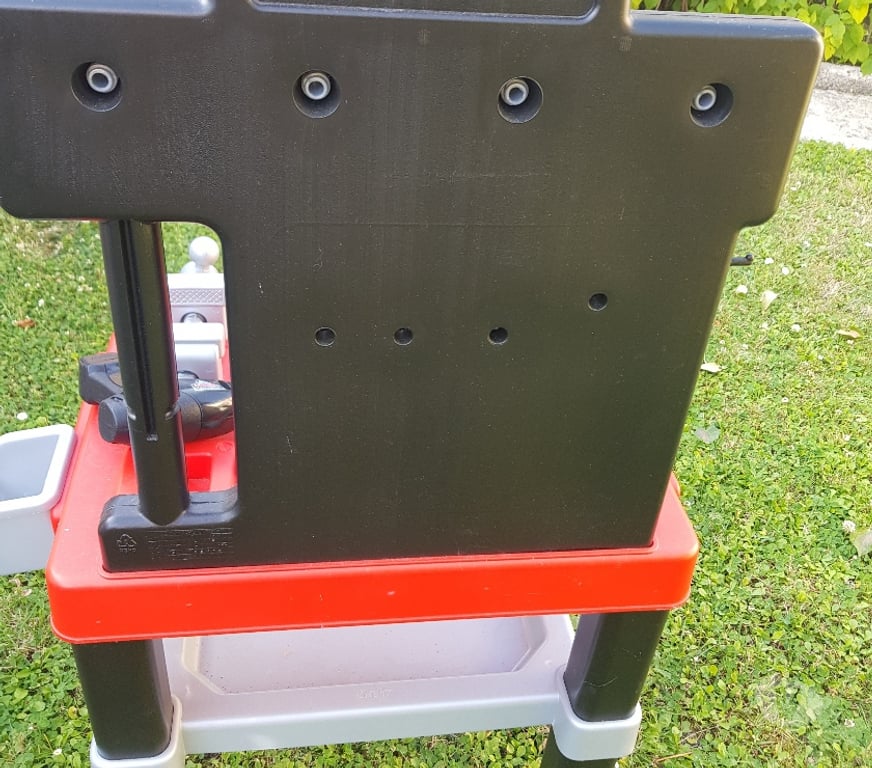 Jeux - Jouets Essonne Juvisy sur Orge - 91260 - Photos Vivastreet établi Cars et ses accessoires