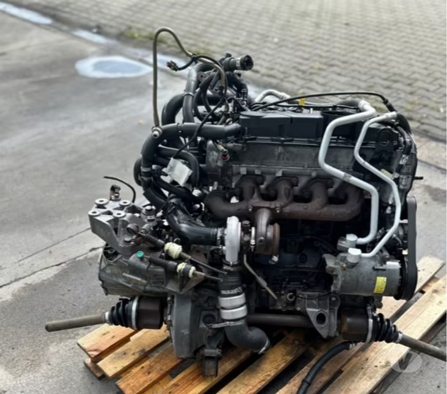 Pièces et services auto Paris Paris 1er ardt - 75001 - Photos Vivastreet Moteur Citroen 2.2 HDI code: 4HU complet, garantie