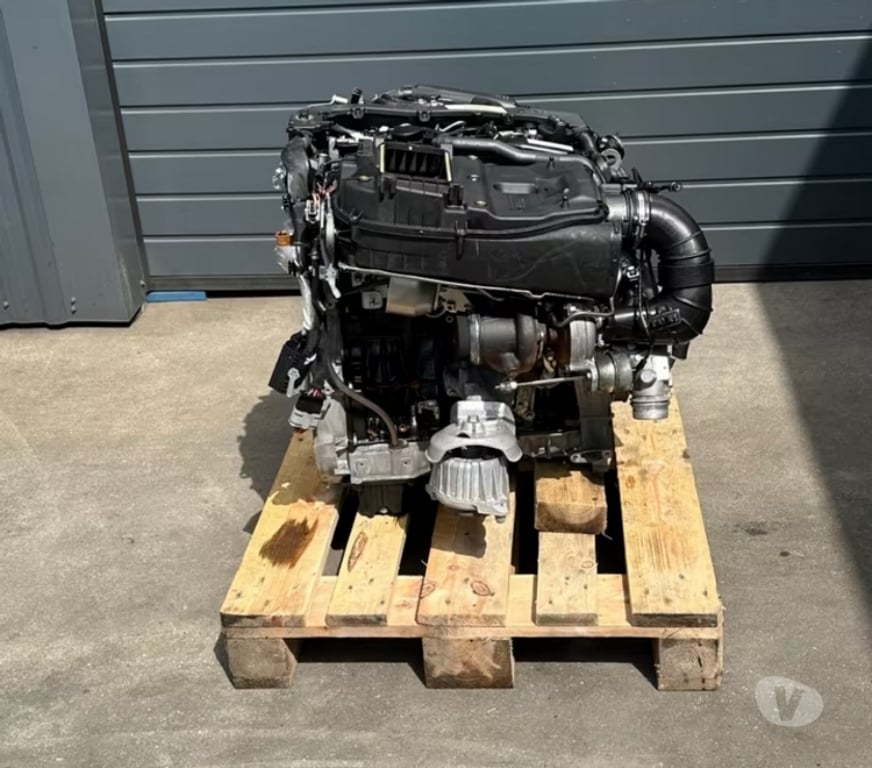 Pièces et services auto Paris Paris 1er ardt - 75001 - Photos Vivastreet Moteur Mercedes-Benz 2.2 CDI code: 651.924 complet, garantie