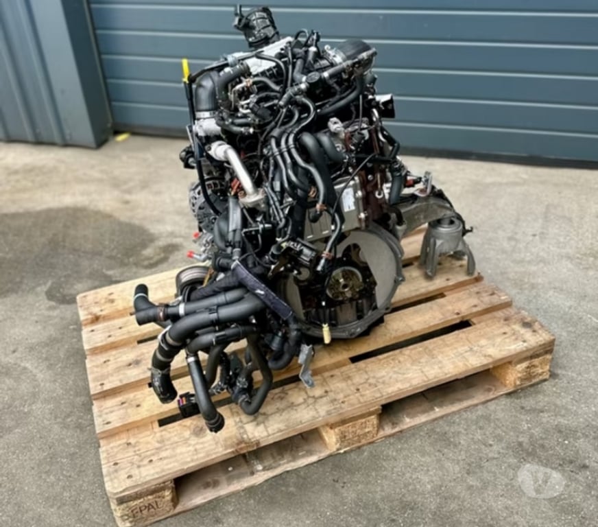 Pièces et services auto Paris Paris 1er ardt - 75001 - Photos Vivastreet Moteur VOLKSWAGEN 2.0 TDI code: CXG CXGA complet, garantie