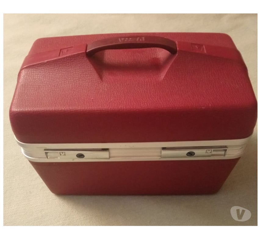Accessoires - Bagagerie Seine-Saint-Denis La Courneuve - 93120 - Photos Vivastreet Vanity case mallette de voyage