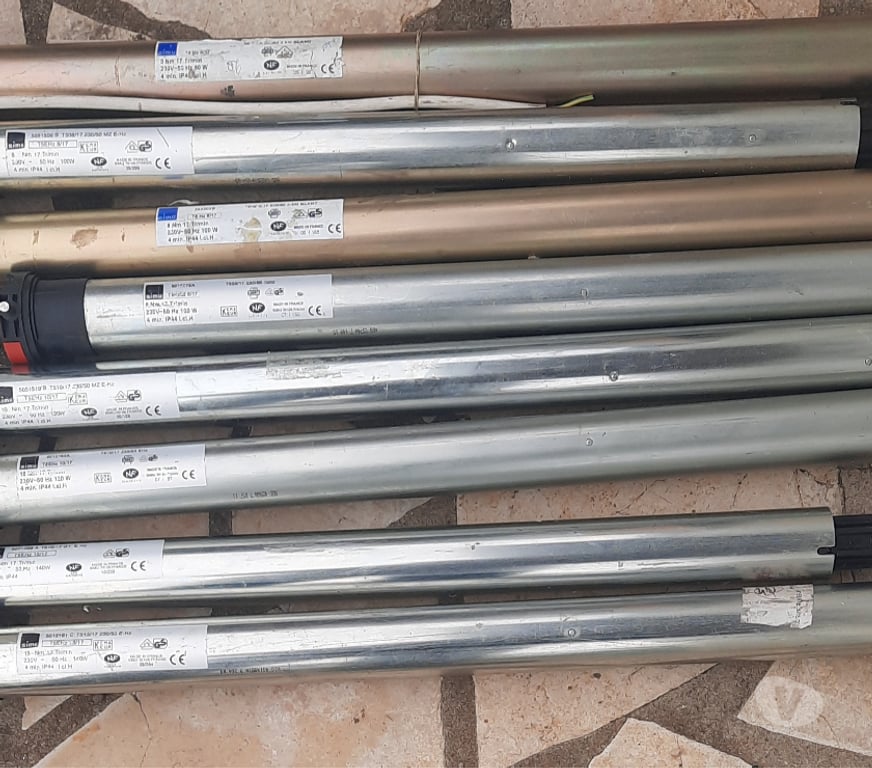  Loiret Orleans - Photos Vivastreet PLUSIEURS MOTEURS RADIO SIMU POUR VOLET ROULANT