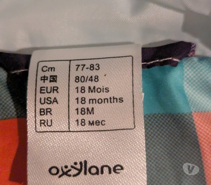 Vêtements bébés Nièvre Corbigny - 58800 - Photos Vivastreet Manteau fillette Quechua multicolore 18 m