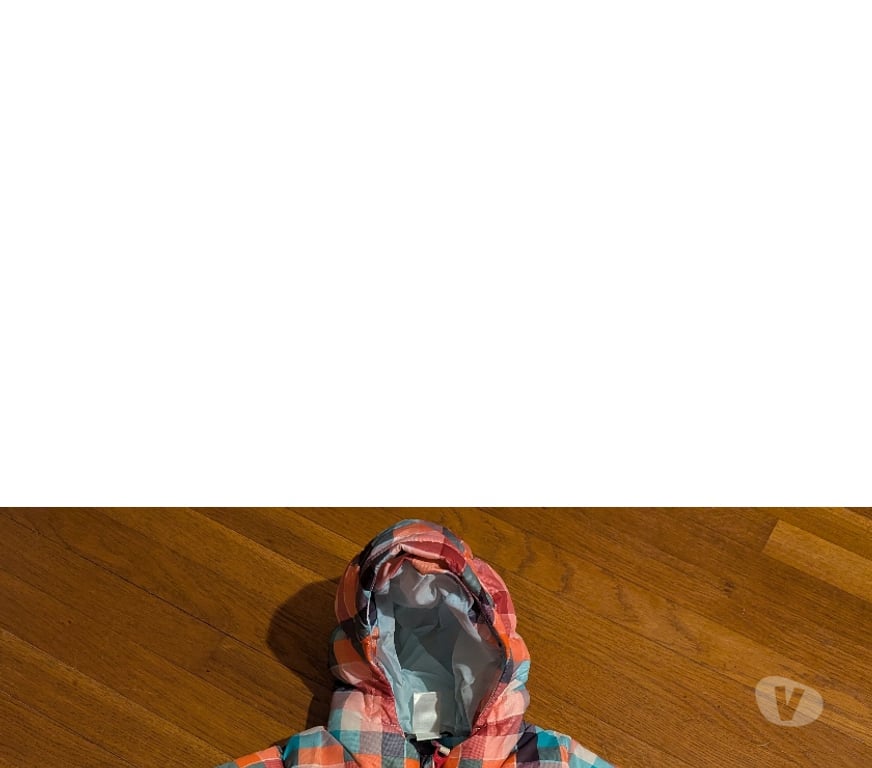 Vêtements bébés Nièvre Corbigny - 58800 - Photos Vivastreet Manteau fillette Quechua multicolore 18 m