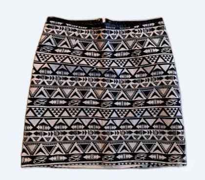 Vêtements occasion Vannes Morbihan - Photos Vivastreet Jupe imprimé taille S