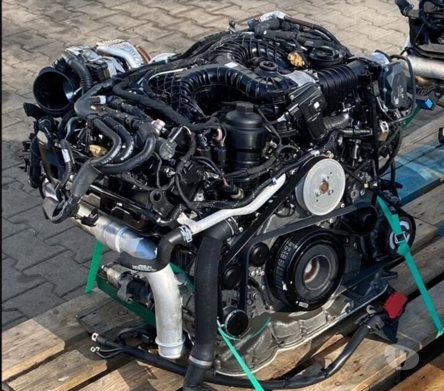 Pièces et services auto Paris Paris 1er ardt - 75001 - Photos Vivastreet Moteur AUDI 3.0TDi code: CRT CRTC CRTD complet, garantie