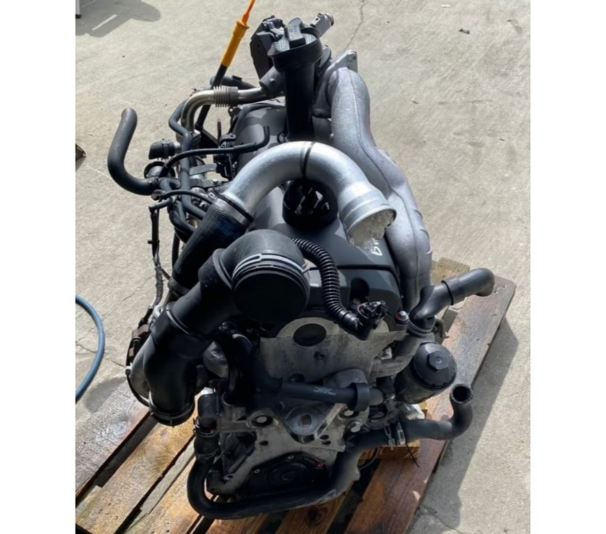 Pièces et services auto Paris Paris 1er ardt - 75001 - Photos Vivastreet Moteur VOLKSWAGEN 2.5 TDI code: BNZ complet, garantie