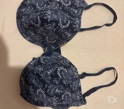 Vêtements Bois Colombes Hauts-de-Seine - Photos Vivastreet soutien gorge bleu et blanc 95F