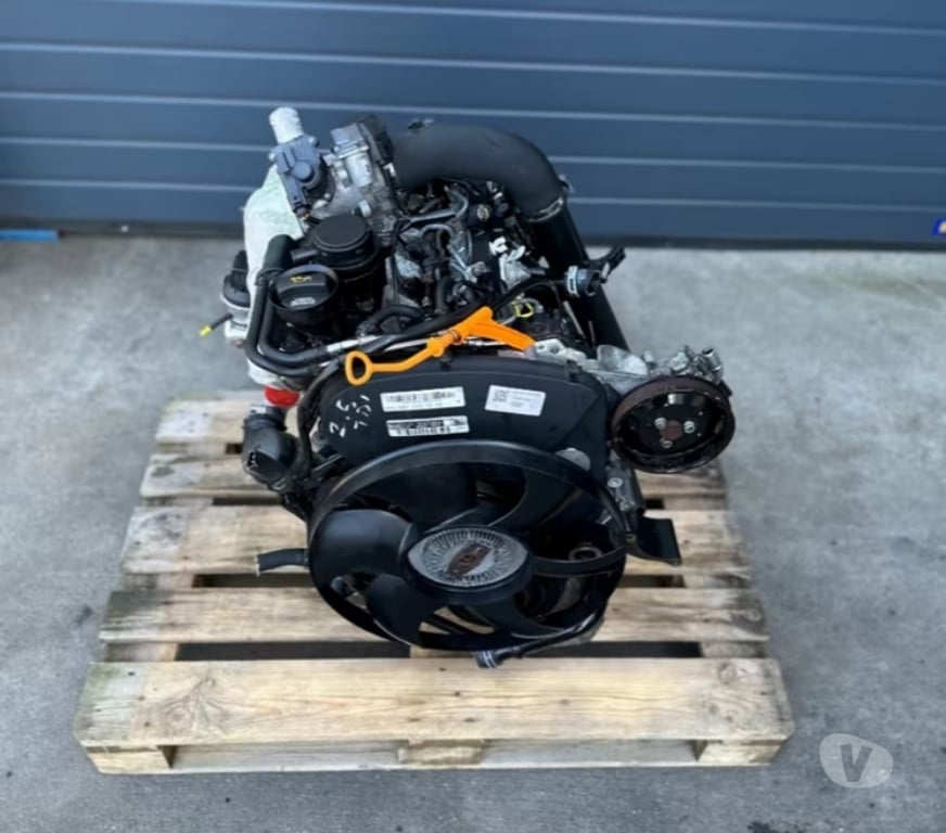 Pièces et services auto Paris Paris 1er ardt - 75001 - Photos Vivastreet Moteur VOLKSWAGEN 2.5 TDI code: BJM complet, garantie