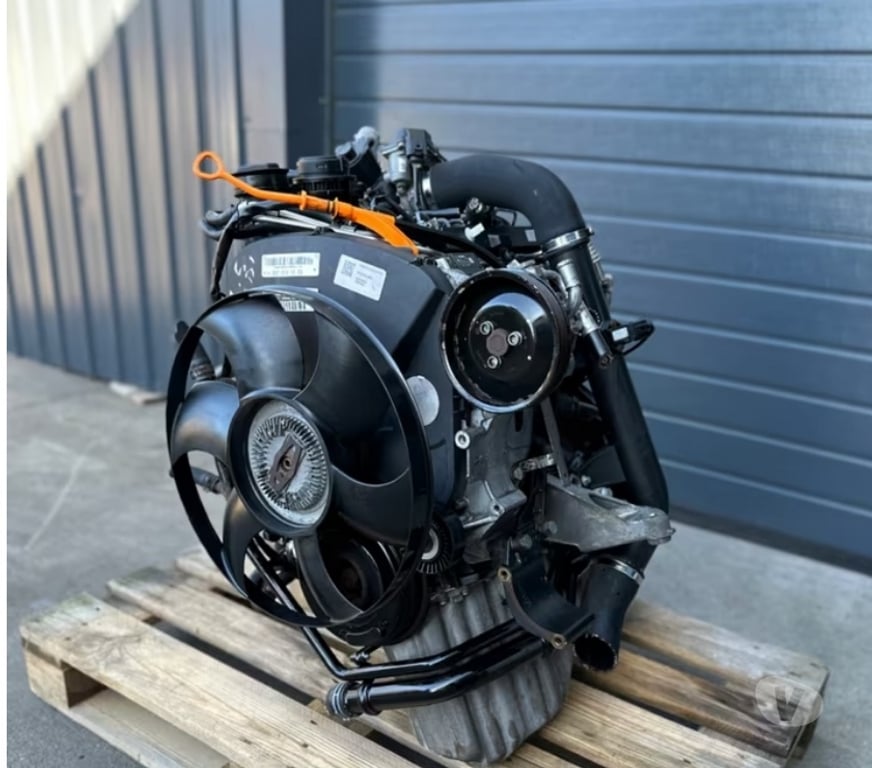 Pièces et services auto Paris Paris 1er ardt - 75001 - Photos Vivastreet Moteur VOLKSWAGEN 2.5 TDI code: BJM complet, garantie