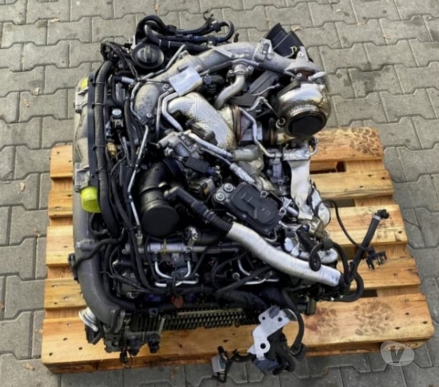 Pièces et services auto Paris Paris 1er ardt - 75001 - Photos Vivastreet Moteur AUDI 4.0 TDI code: DHV DHVA complet, garantie