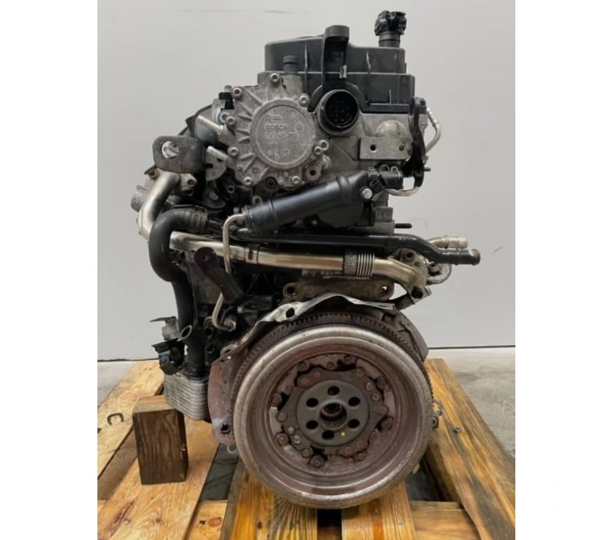 Pièces et services auto Paris Paris 1er ardt - 75001 - Photos Vivastreet Moteur Volkswagen 2.0 TDI code: BMN complet, garantie