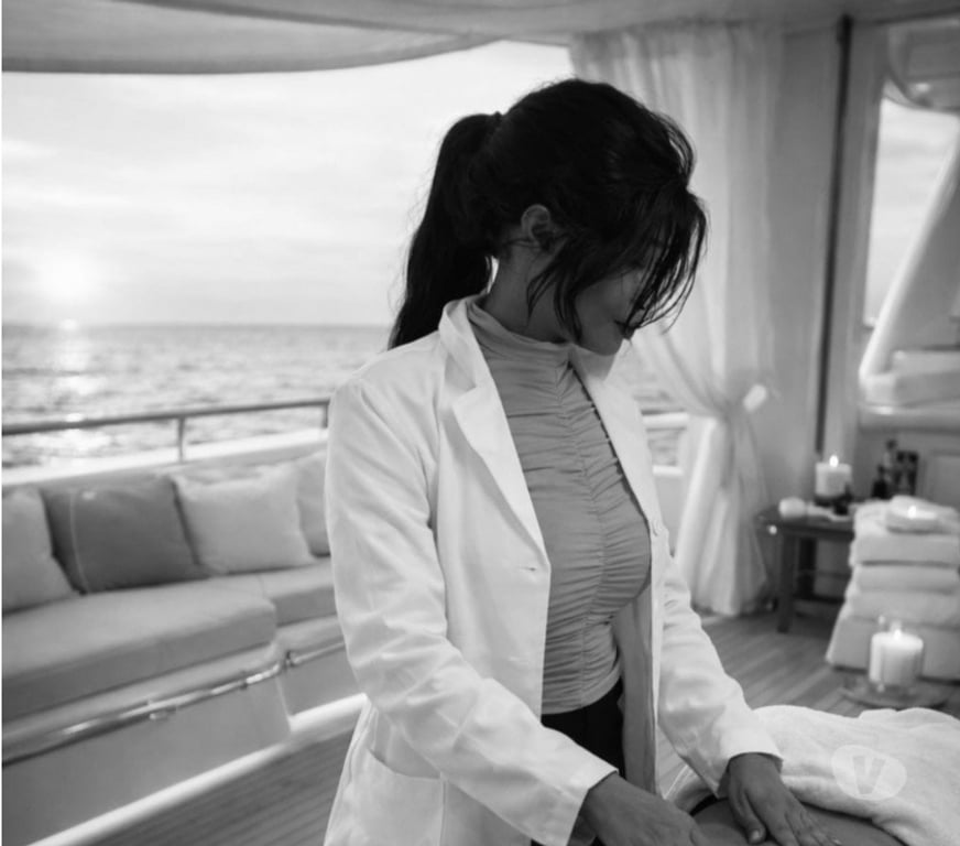 Massages Alpes-Maritimes Cannes - 06400 - Photos Vivastreet Massage relaxant sur Cannes