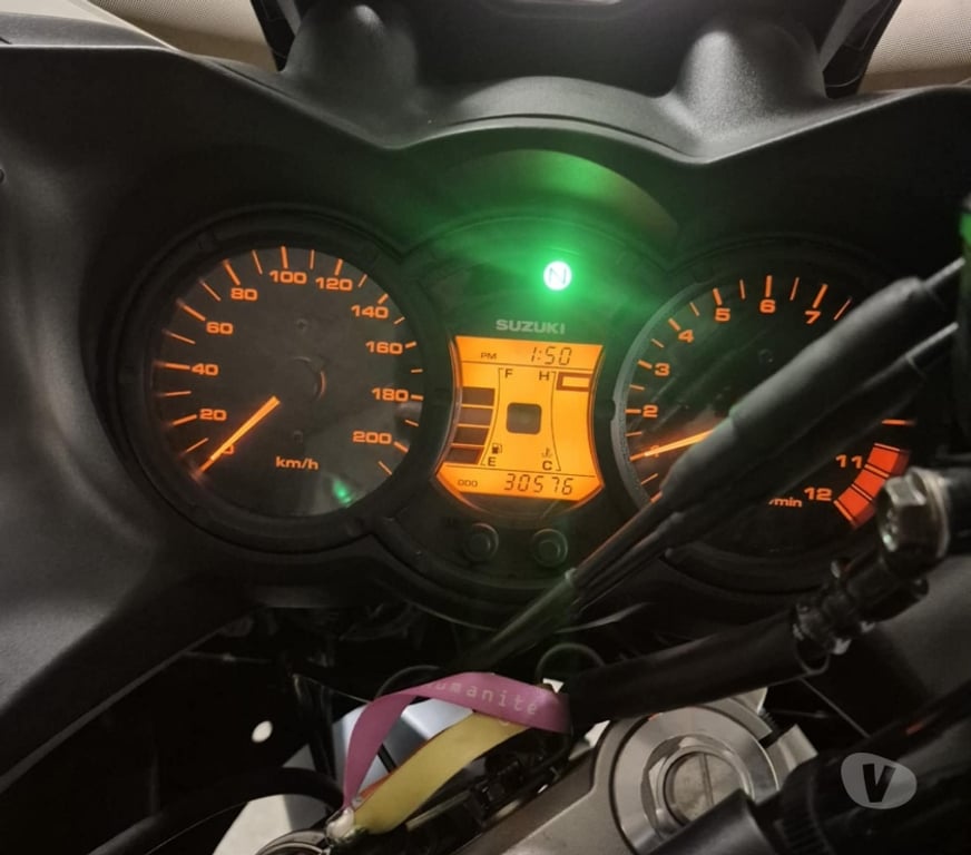 Moto d'occasion Isère Tullins - Photos Vivastreet vend moto suzuki