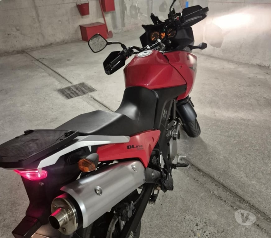 Moto d'occasion Isère Tullins - Photos Vivastreet vend moto suzuki