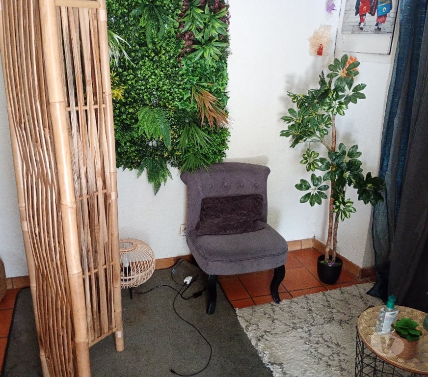 Massages Savoie Francin - 73800 - Photos Vivastreet Massage bien être intuitif & tantra