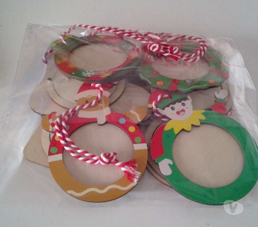 Décoration - art Bouches-du-Rhône Marignane - 13700 - Photos Vivastreet 8€ Ornement de cadre photo noël