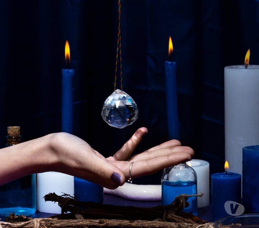 Horoscope - Voyance Charente-Maritime La Rochelle - 17000 - Photos Vivastreet Voyant marabout médium guérisseur astrologie