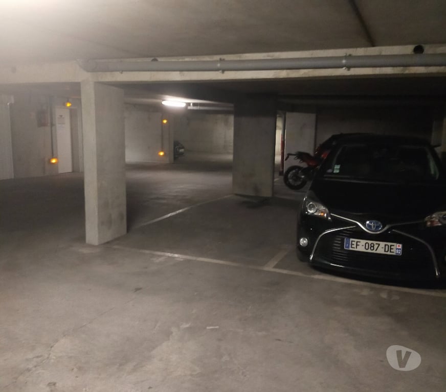 Vente Parking Hauts-de-Seine Courbevoie - 92400 - Photos Vivastreet Parking sous-sol sécurisé La Défense