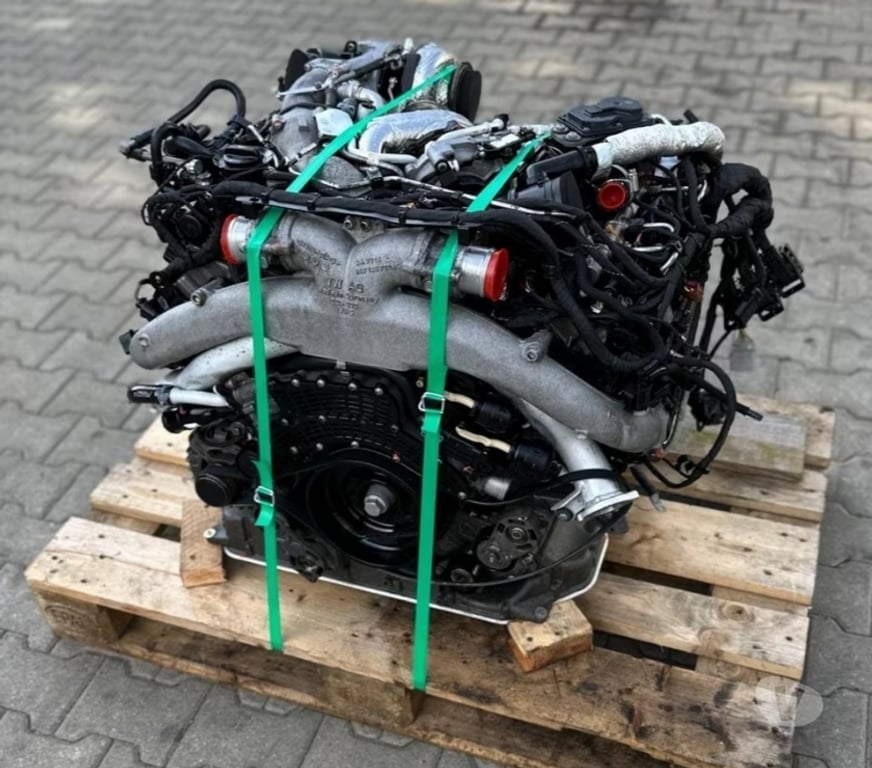 Pièces et services auto Paris Paris 1er ardt - 75001 - Photos Vivastreet Moteur Audi 4.0 TDI V8 code: CZA CZAC complet, garantie