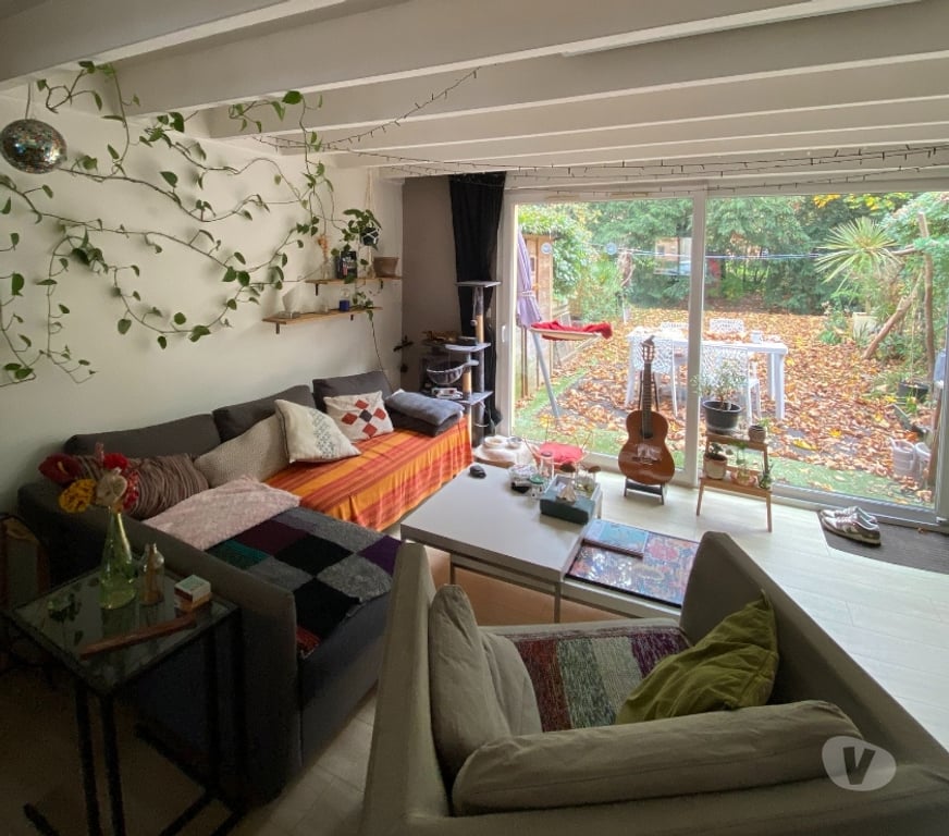 Colocations Loire-Atlantique St Herblain - 44800 - Photos Vivastreet 1 chambre dispo dans une maison en colocation à St-Herblain