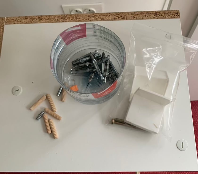 Ameublement & art de la table Essonne Bievres - 91570 - Photos Vivastreet Tête lit IKEA Brimnes rangements des 2 cotés