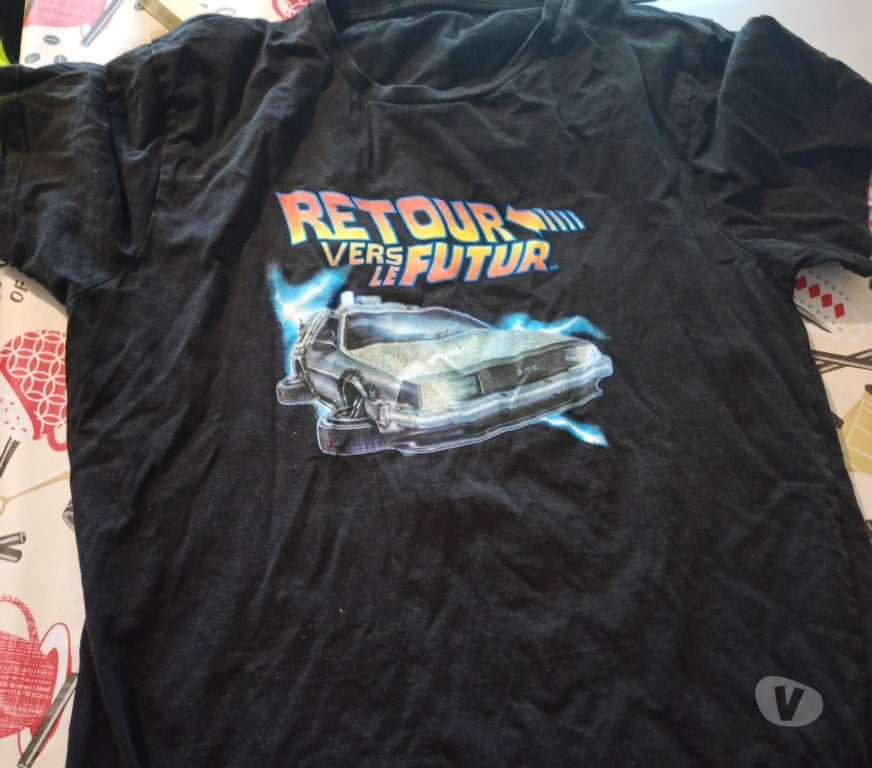 Vêtements occasion Charente Barbezieux St Hilaire - Photos Vivastreet t-shirt homme impriméé retour vers le futur