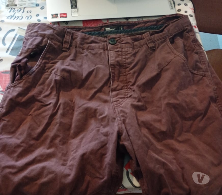 Vêtements occasion Charente Barbezieux St Hilaire - Photos Vivastreet short homme DNM DISSIDENT 328