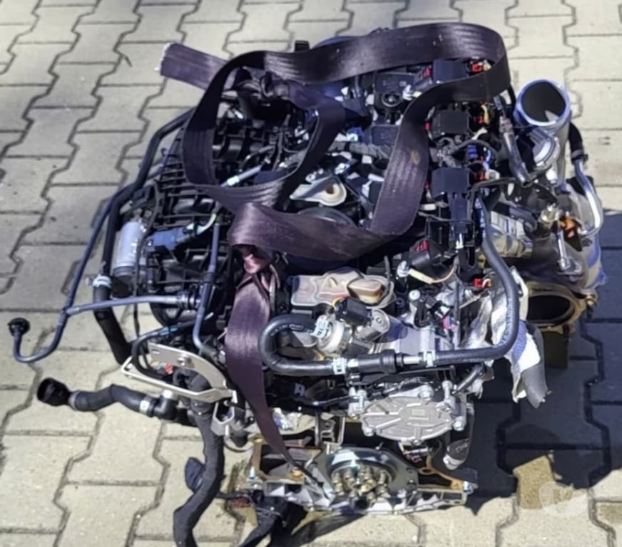 Pièces et services auto Paris Paris 1er ardt - 75001 - Photos Vivastreet Moteur AUDI 2.0 TFSI code: DLG DLGA complet, garantie