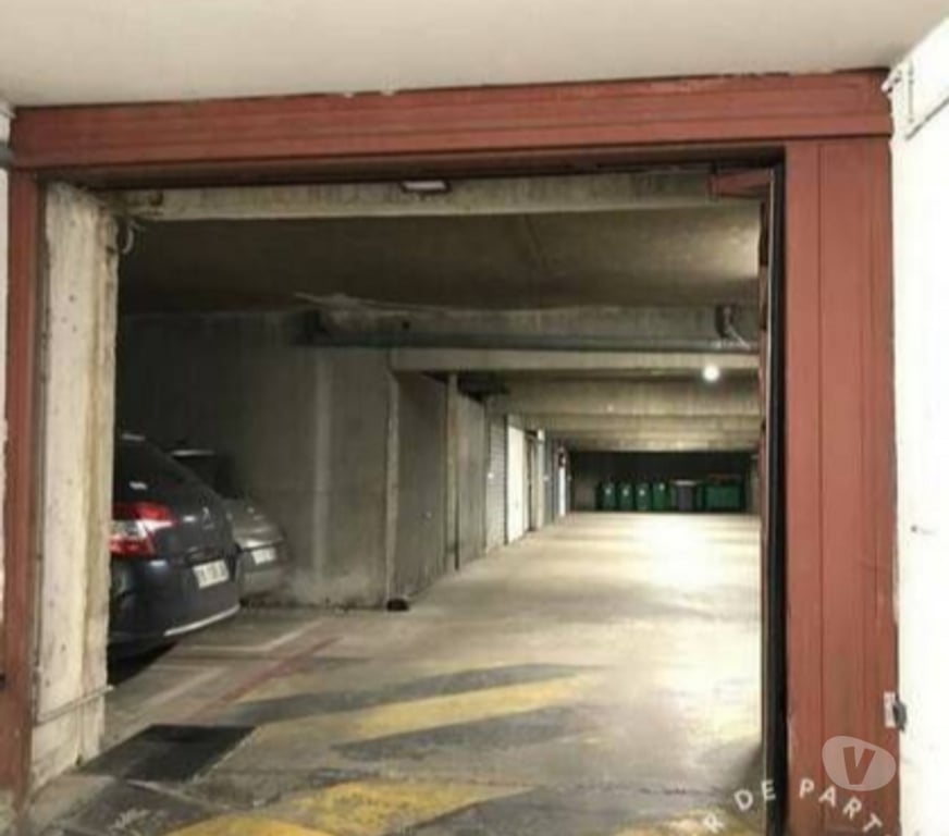 Parkings - Garages Paris Paris 20ème ardt - 75020 - Photos Vivastreet LOCATION d'un GRAND BOX