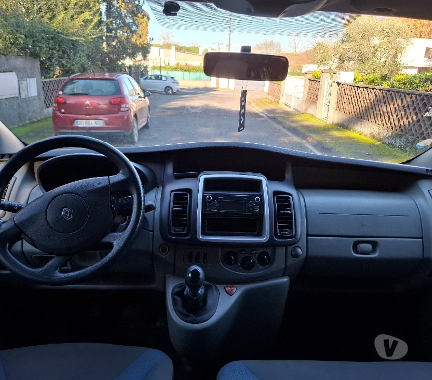 Voiture d'occasion Haute-Garonne Toulouse - Photos Vivastreet Renault trafic allongé 9 place