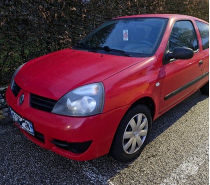 Vente voiture La Cluse et Mijoux Doubs - Photos Vivastreet Renault Clio 1.2 essence eco2 60 ch - 1 ere main