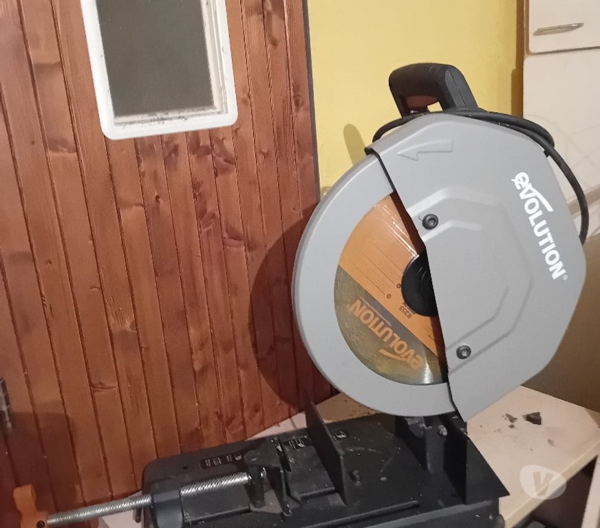  Loir-et-Cher Mareuil sur Cher - 41110 - Photos Vivastreet scie circulaire de marque Evolution power tools